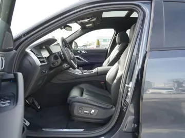 BMW X6 xDrive 30d MSport AHK H&K 360 Laser Pano Sthz