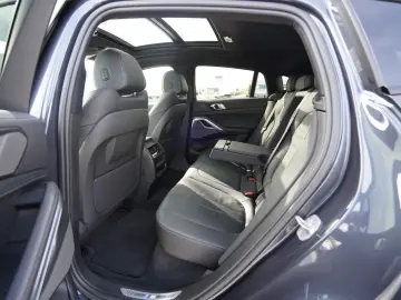 BMW X6 xDrive 30d MSport AHK H&K 360 Laser Pano Sthz