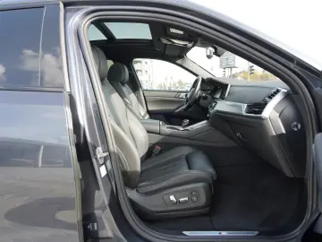 BMW X6 xDrive 30d MSport AHK H&K 360 Laser Pano Sthz