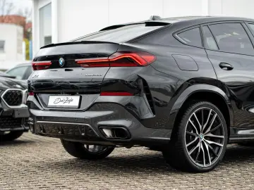 BMW X6 xDrive30d M-SportPRO 22 PANO KomSitz Sitzlüft