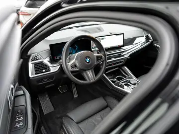 BMW X6 xDrive30d M-SportPRO 22 PANO KomSitz Sitzlüft