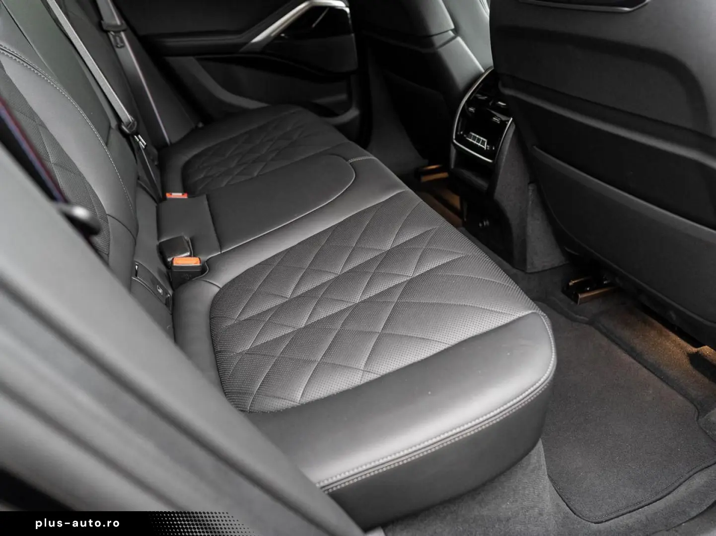 BMW X6 xDrive30d M-SportPRO 22 PANO KomSitz Sitzlüft