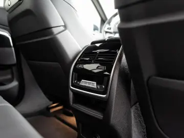 BMW X6 xDrive30d M-SportPRO 22 PANO KomSitz Sitzlüft