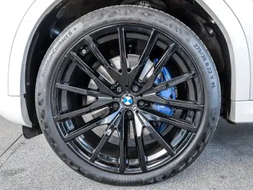 BMW X6 xDrive40d M Sport HUD PANO ACC AHK 360 KAM