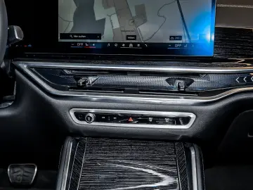 BMW X6 xDrive40d M Sport HUD PANO ACC AHK 360 KAM