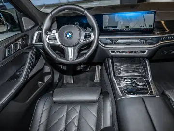 BMW X6 xDrive40d M Sport HUD PANO ACC AHK 360 KAM