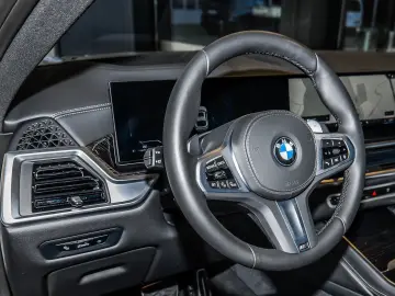 BMW X6 xDrive40d M Sport HUD PANO ACC AHK 360 KAM