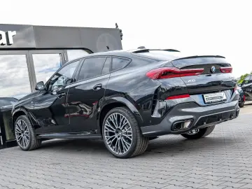 BMW X6 xDrive30d M Sport PANO ACC AHK RFK NAVI LED