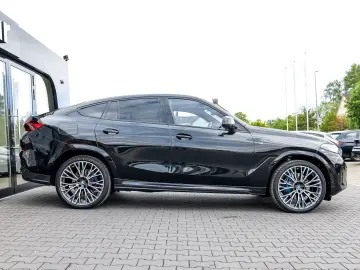 BMW X6 xDrive30d M Sport PANO ACC AHK RFK NAVI LED