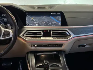 BMW X7 xDrive40d SportsA M Sport Navi.Laser.Standhz