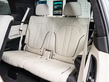 BMW X7 xDrive 40d Msport Exclusive Skylounge Massage