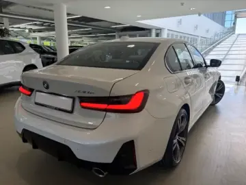 BMW 330 e M-Sport