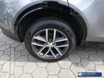 LAND ROVER Discovery Sport Dynamic SE AWD ACC AHK Leder
