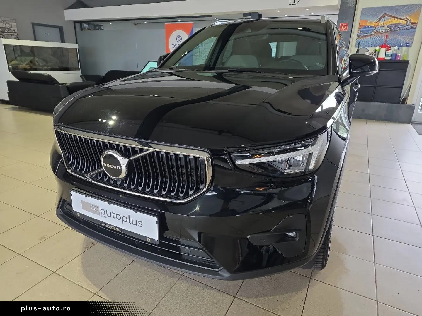 VOLVO XC40 T2 Core ACC BLIS Kamera LED WinterPaket