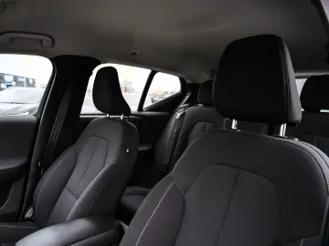 VOLVO XC40 Inscription Expression Recharge Plug-In Hyb