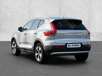 VOLVO XC40 Core 2WD Navi Digitales Cockpit Soundsystem