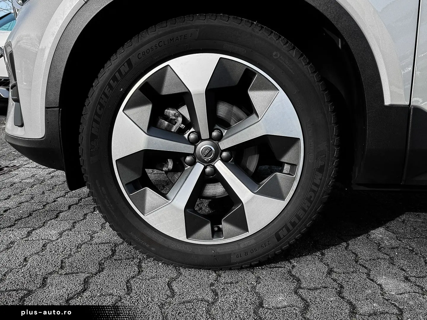 VOLVO XC40 Core 2WD Navi Digitales Cockpit Soundsystem
