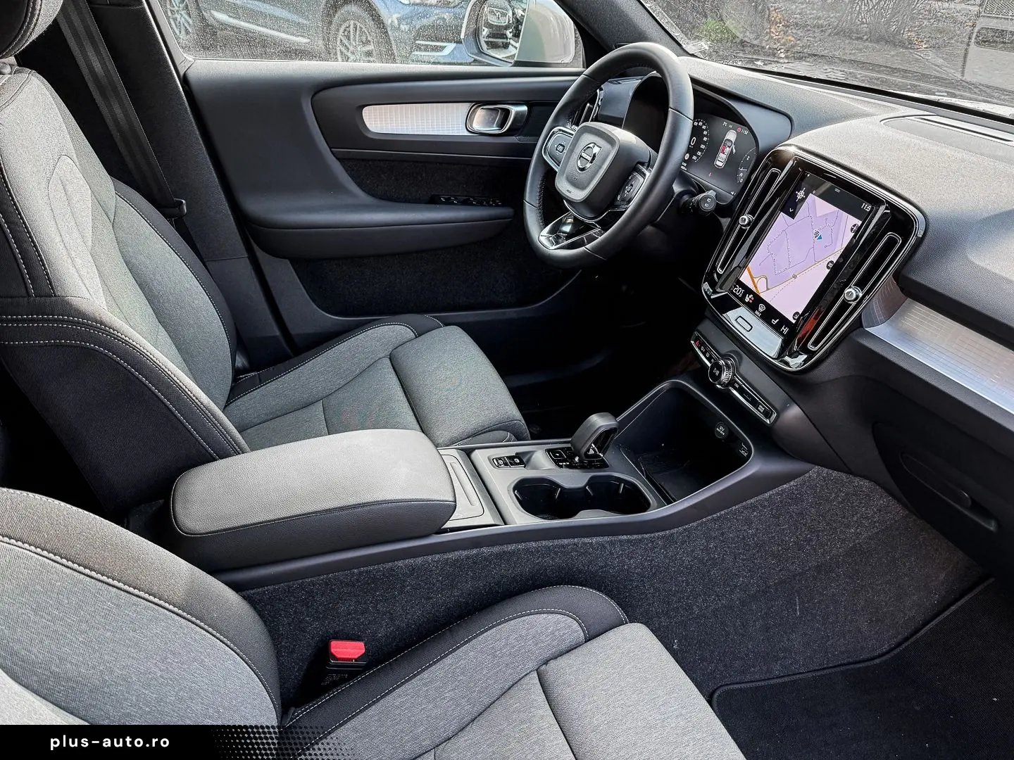 VOLVO XC40 Core 2WD Navi Digitales Cockpit Soundsystem