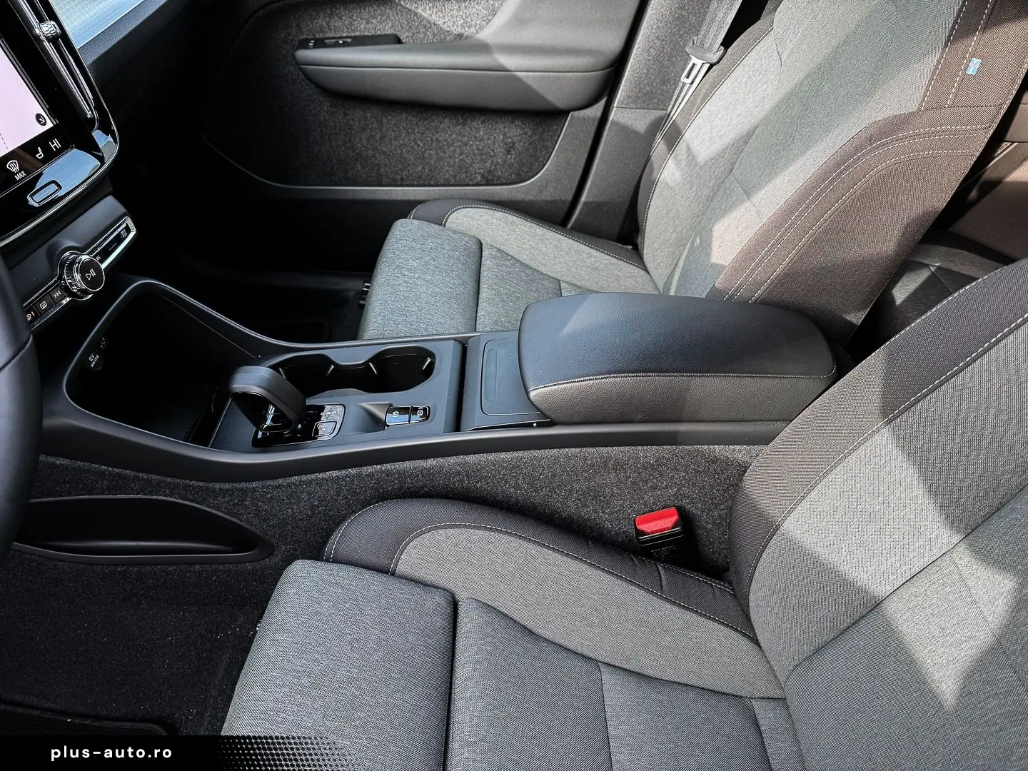 VOLVO XC40 Core 2WD Navi Digitales Cockpit Soundsystem