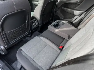 VOLVO XC40 Core 2WD Navi Digitales Cockpit Soundsystem