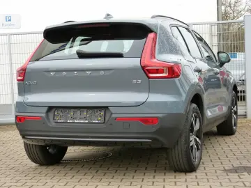VOLVO XC40 B3 Plus Dark ACC BLIS AHK