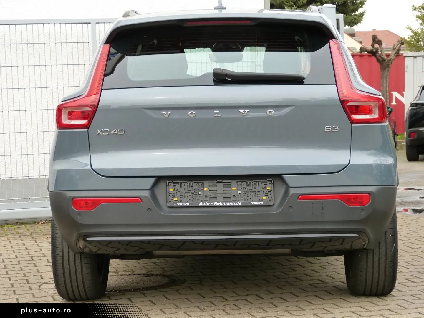 VOLVO XC40 B3 Plus Dark ACC BLIS AHK