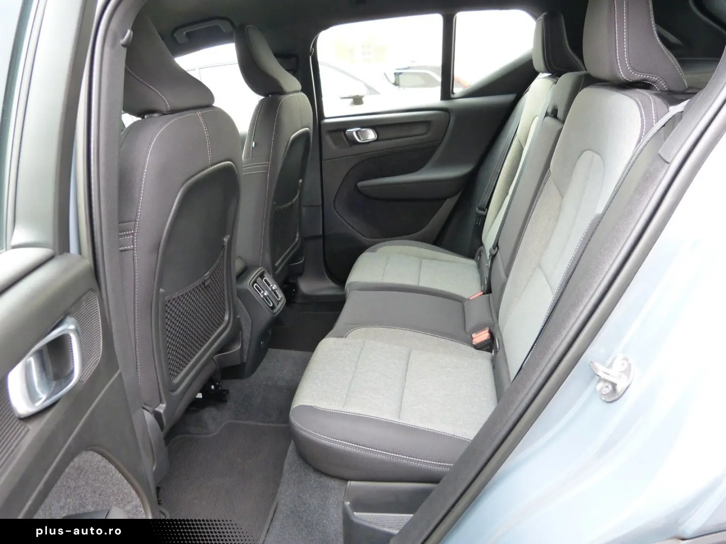 VOLVO XC40 B3 Plus Dark ACC BLIS AHK
