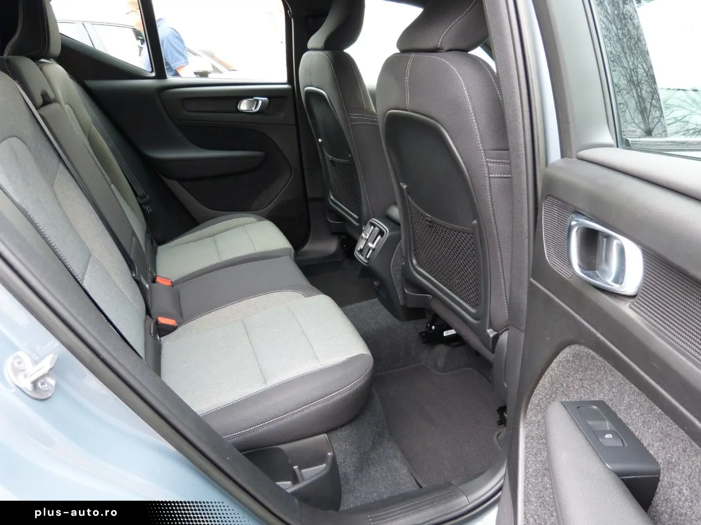 VOLVO XC40 B3 Plus Dark ACC BLIS AHK
