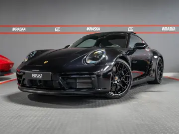PORSCHE 911 Carrera 4 GTS BOSE LIFT CHRONO PPF APPROVED