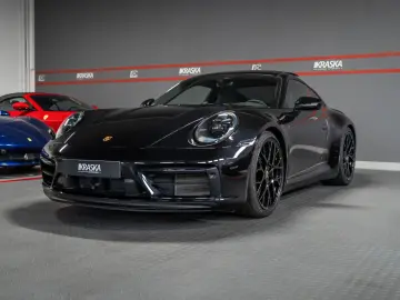 PORSCHE 911 Carrera 4 GTS BOSE LIFT CHRONO PPF APPROVED