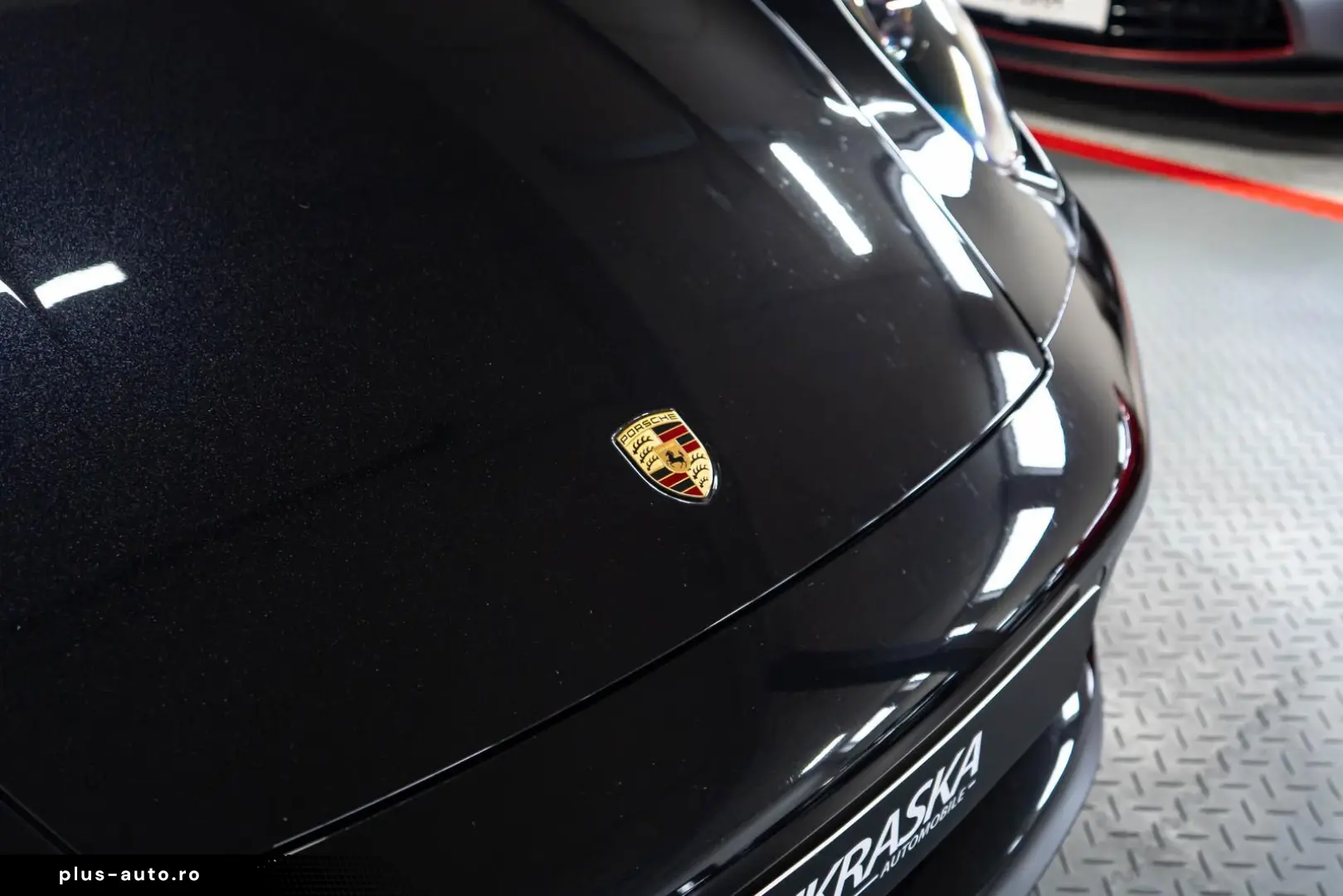 PORSCHE 911 Carrera 4 GTS BOSE LIFT CHRONO PPF APPROVED