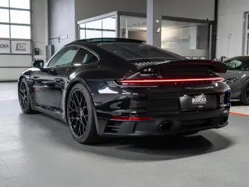 PORSCHE 911 Carrera 4 GTS BOSE LIFT CHRONO PPF APPROVED