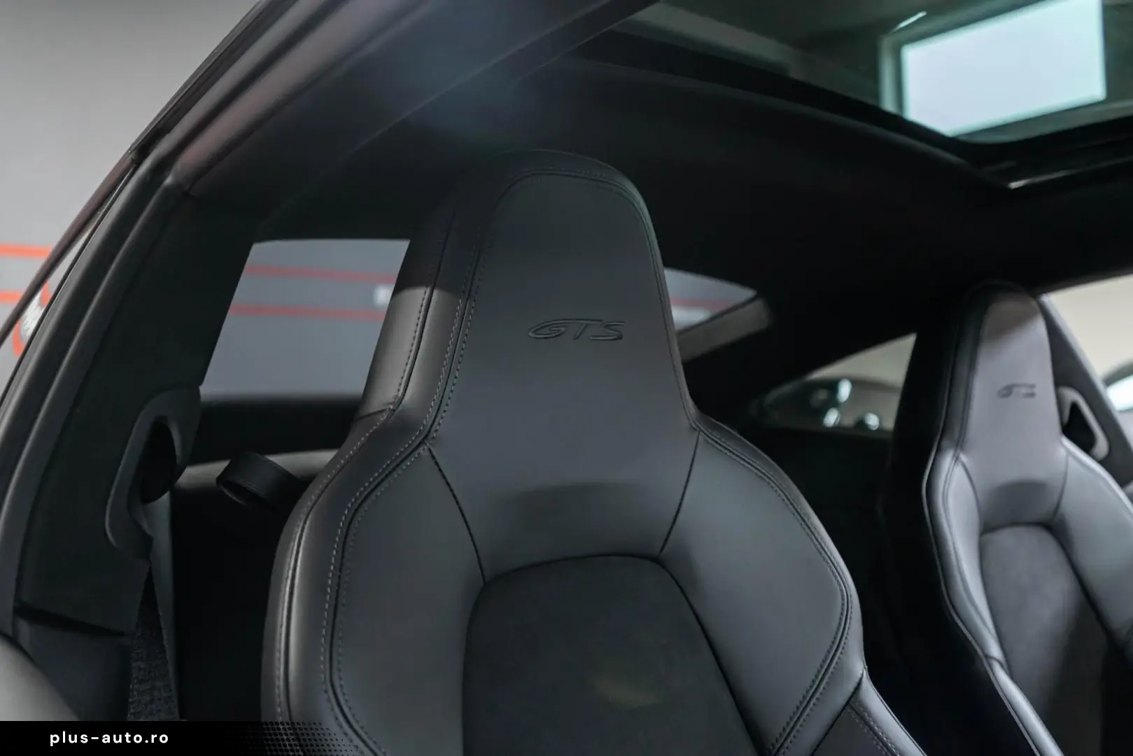 PORSCHE 911 Carrera 4 GTS BOSE LIFT CHRONO PPF APPROVED