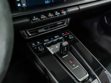 PORSCHE 911 Carrera 4 GTS BOSE LIFT CHRONO PPF APPROVED