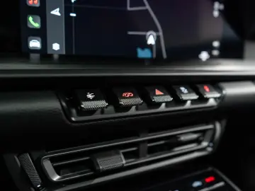 PORSCHE 911 Carrera 4 GTS BOSE LIFT CHRONO PPF APPROVED