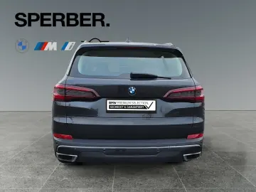 BMW X5 xDr30d Laser 360 DAProf 4Z Clima Keyless TowH