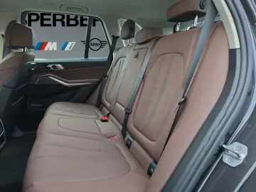 BMW X5 xDr30d Laser 360 DAProf 4Z Clima Keyless TowH