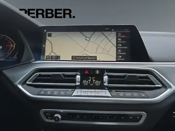 BMW X5 xDr30d Laser 360 DAProf 4Z Clima Keyless TowH
