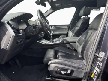 BMW X5 xDr45e 360  Ventilation Sunroof 4ZClima AuxHeat
