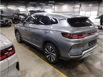 BYD Seal U 1.5 PHEV Comfort (160 kW 218 PS)  E-Sitze