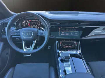 AUDI RSQ8 TFSI qu. tiptr.  STHZG PANO B&O HEAD HD