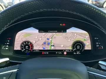 AUDI RSQ8 TFSI qu. tiptr.  STHZG PANO B&O HEAD HD