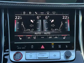 AUDI RSQ8 TFSI qu. tiptr.  STHZG PANO B&O HEAD HD