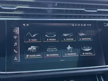 AUDI RSQ8 TFSI qu. tiptr.  STHZG PANO B&O HEAD HD