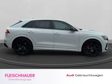 AUDI RSQ8 AHK schwenk TopView Headup Matrix Pano Spor