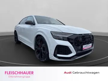 AUDI RSQ8 AHK schwenk TopView Headup Matrix Pano Spor