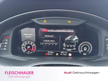 AUDI RSQ8 AHK schwenk TopView Headup Matrix Pano Spor