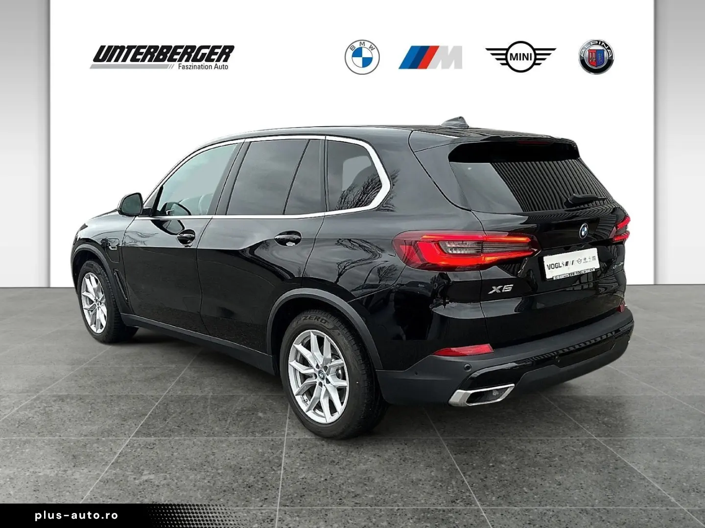 BMW X5 xDr45e DAProf 360 H&K Keyless Laser AuxHeat