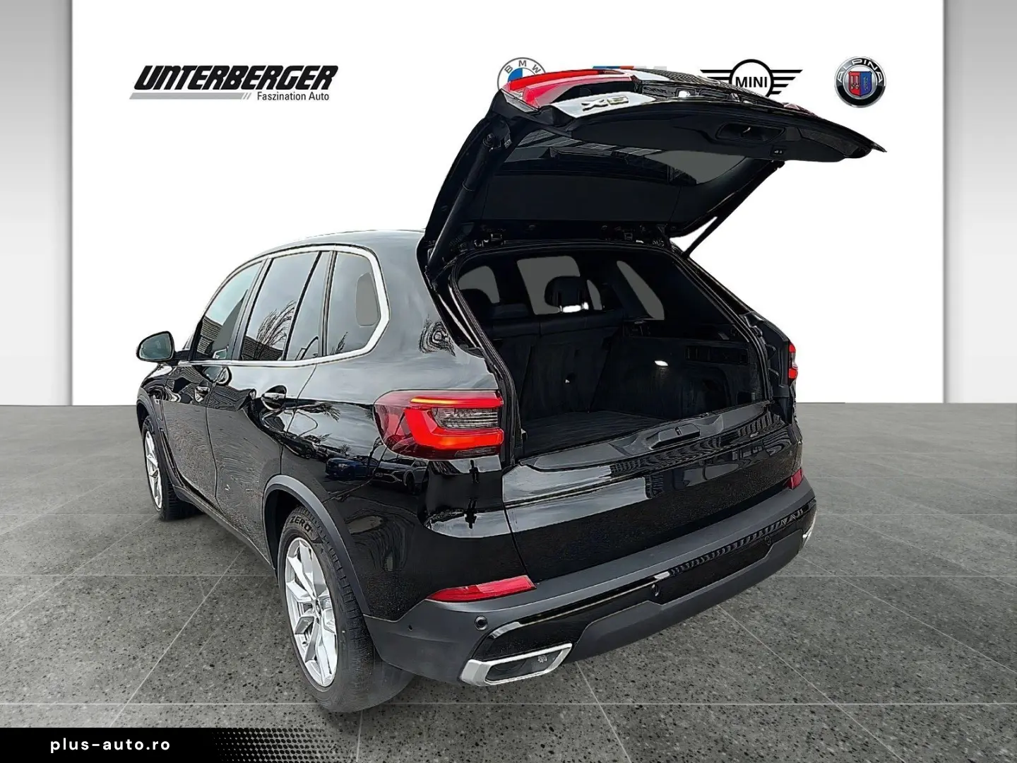 BMW X5 xDr45e DAProf 360 H&K Keyless Laser AuxHeat