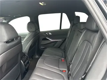 BMW X5 xDr45e DAProf 360 H&K Keyless Laser AuxHeat